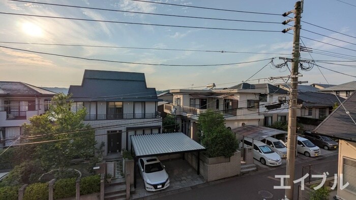 物件内観写真14　(室内からの展望)