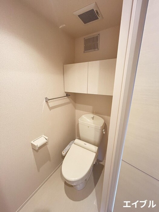 物件内観写真8　(トイレ)