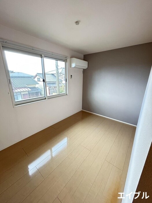 物件内観写真11　(居室)