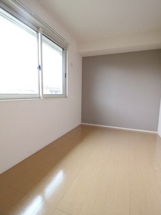 物件内観写真18　(居室)