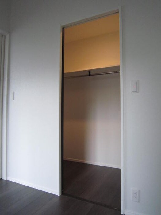 物件内観写真9　(収納)