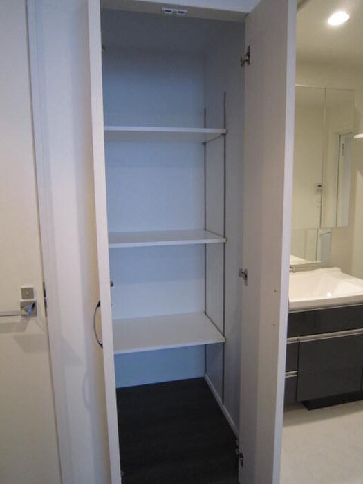 物件内観写真14　(収納)