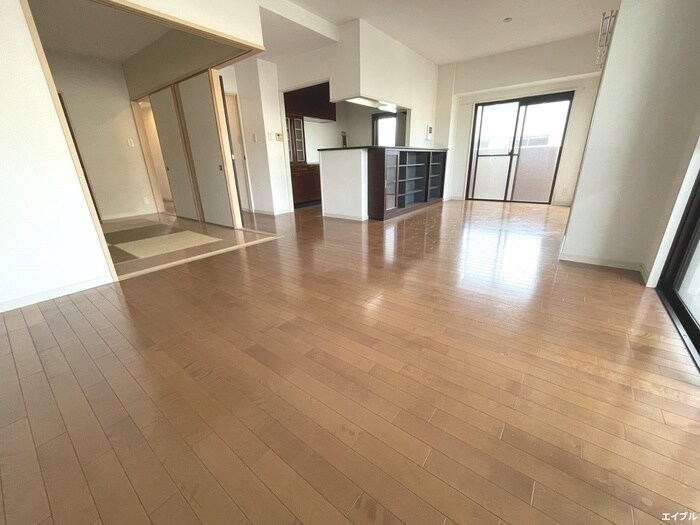 物件内観写真8　(居室)