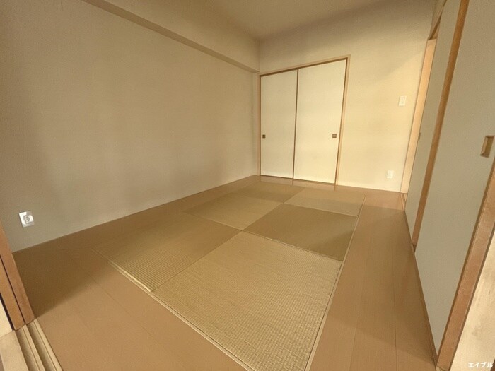 物件内観写真10　(居室)