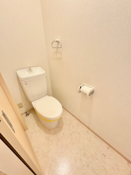 物件内観写真9　(トイレ)