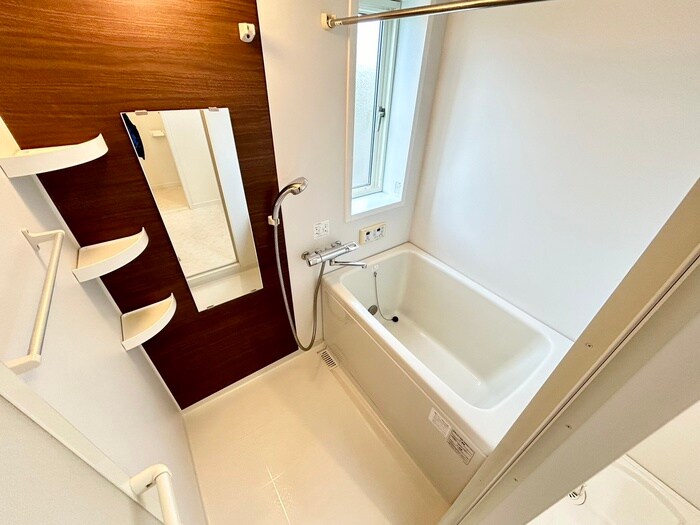 物件内観写真10　(バス／シャワールーム等)