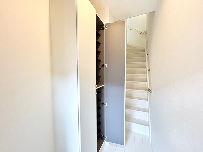 物件内観写真17　(靴箱)