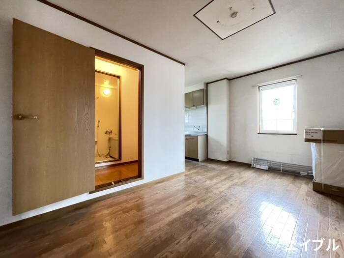 物件内観写真7　(居室)