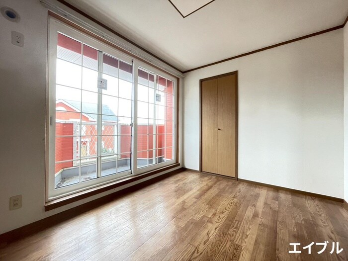 物件内観写真10　(居室)