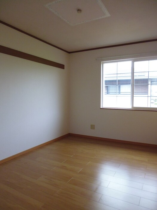 物件内観写真16　(内観写真)