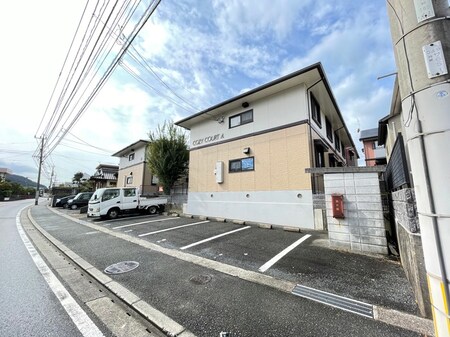 ＣＯＺＹ ＣＯＵＲＴ Ａ棟外観写真