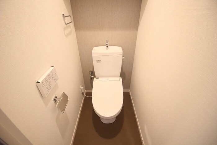 物件内観写真14　(トイレ)