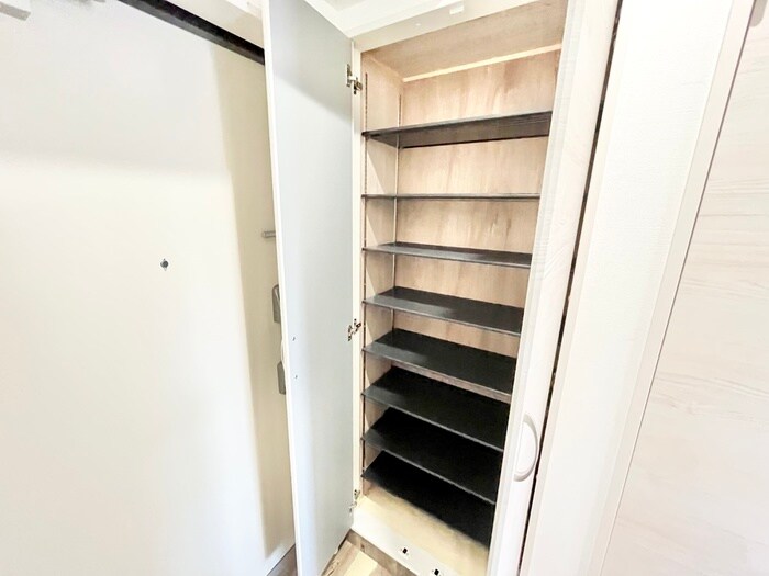 物件内観写真15　(収納)