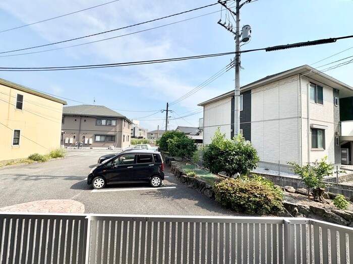 物件内観写真15　(室内からの展望)