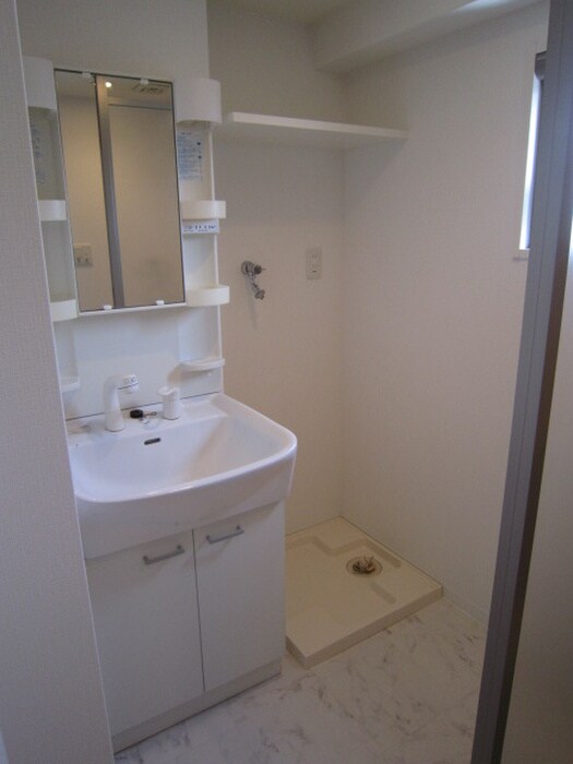 物件内観写真8　(洗面)