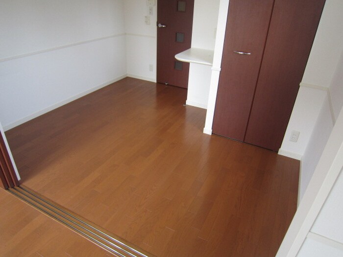 物件内観写真12　(居室)