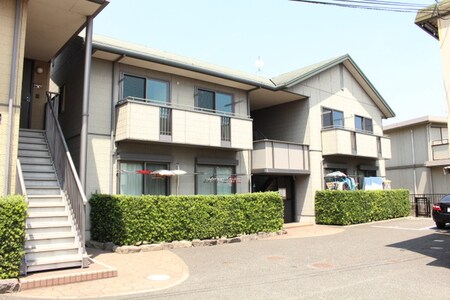 エヴァーグリーン紫の池Ｃ外観写真