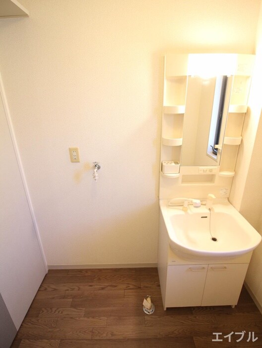 物件内観写真9　(洗面)