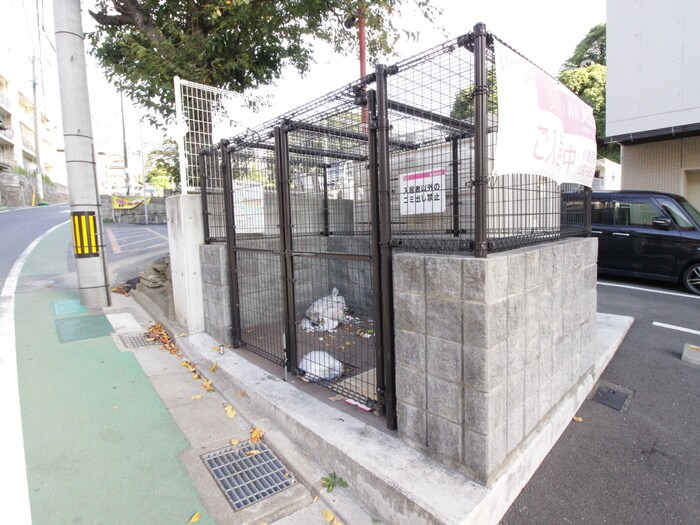 物件外観写真3　(建物設備)