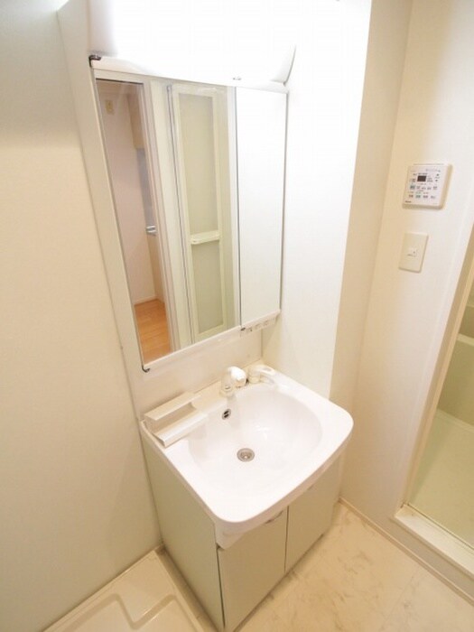 物件内観写真11　(洗面)