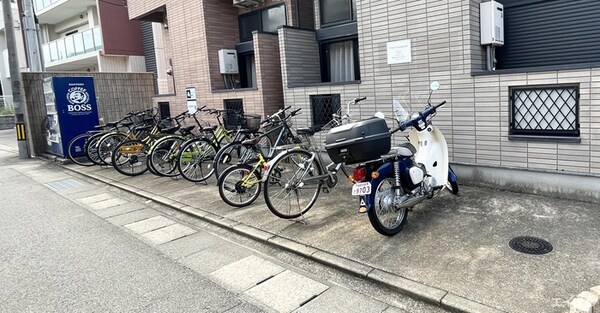 駐輪場