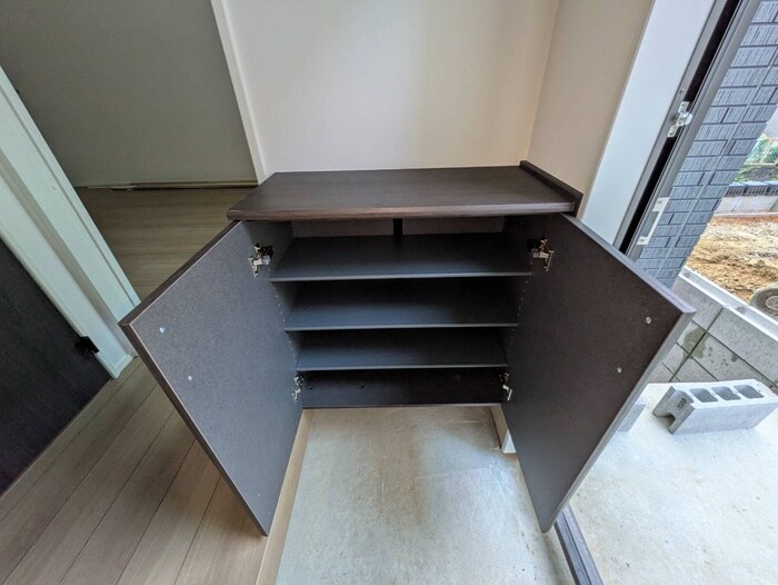 物件内観写真16　(靴箱)