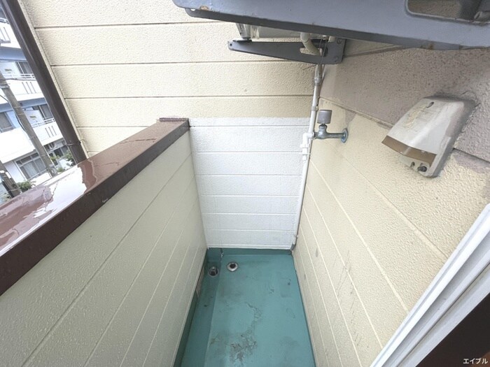 物件内観写真15　(洗濯機置場)