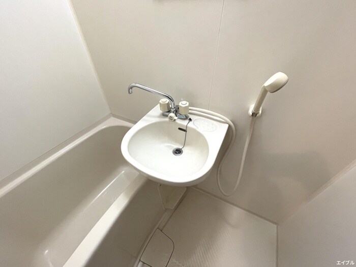 物件内観写真16　(洗面)