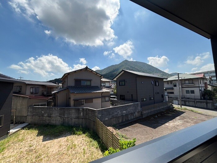 物件内観写真16　(室内からの展望)