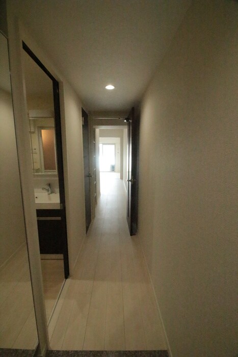 物件内観写真19　(廊下)