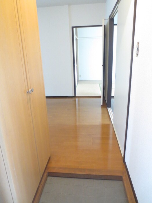 物件内観写真7　(廊下)