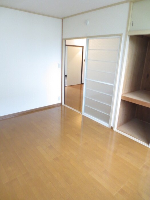 物件内観写真16　(居室)