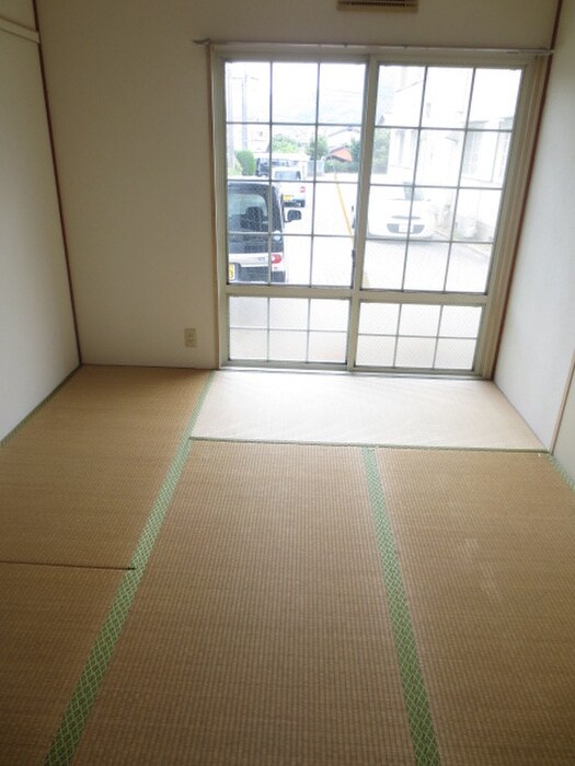 物件内観写真21　(室内からの展望)