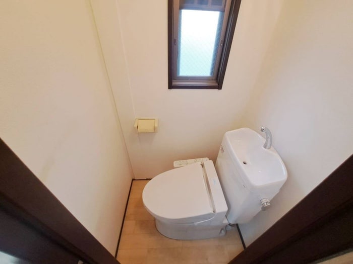 物件内観写真9　(トイレ)
