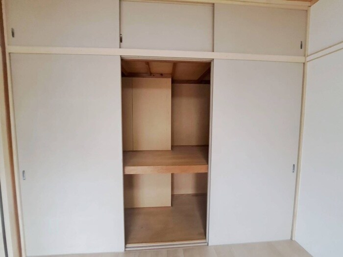 物件内観写真10　(収納)