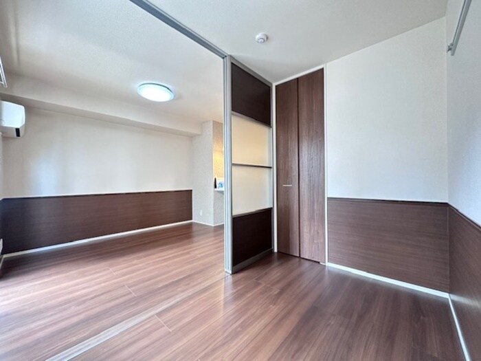 物件内観写真6　(居室)