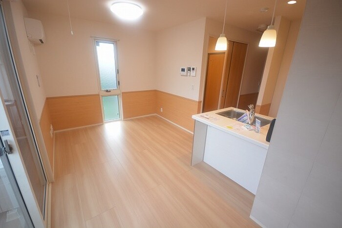 物件内観写真6　(居室)