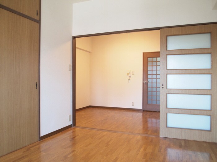 物件内観写真9　(居室)