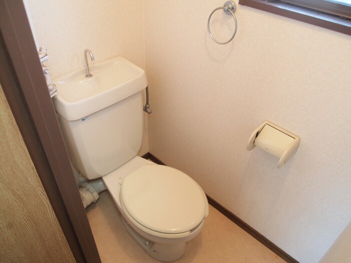 物件内観写真11　(トイレ)