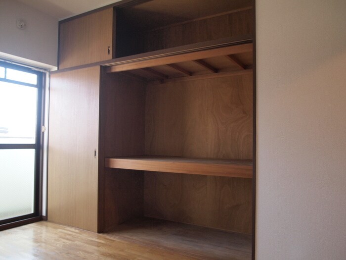 物件内観写真13　(収納)