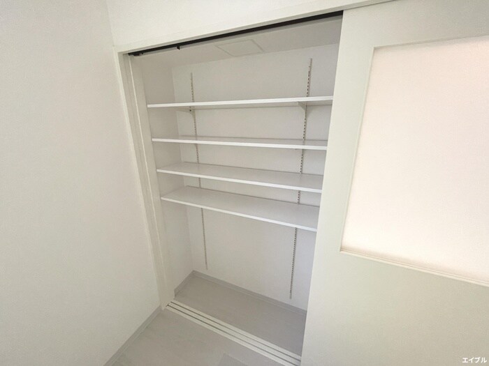 物件内観写真9　(収納)