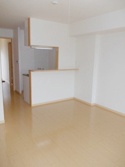 物件内観写真4　(居室)