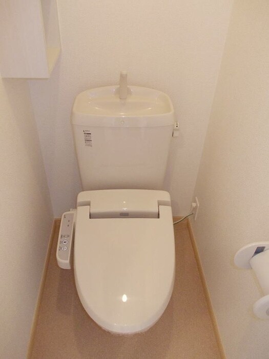 物件内観写真9　(トイレ)