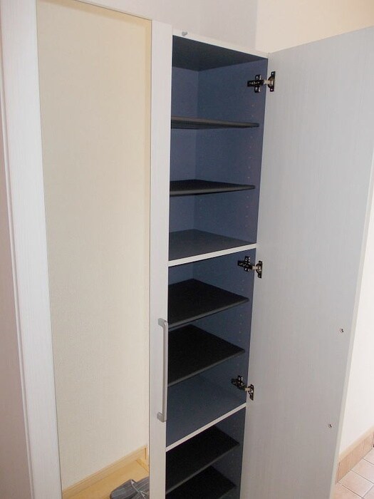 物件内観写真13　(収納)