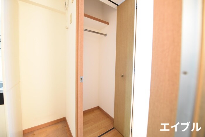 物件内観写真13　(収納)