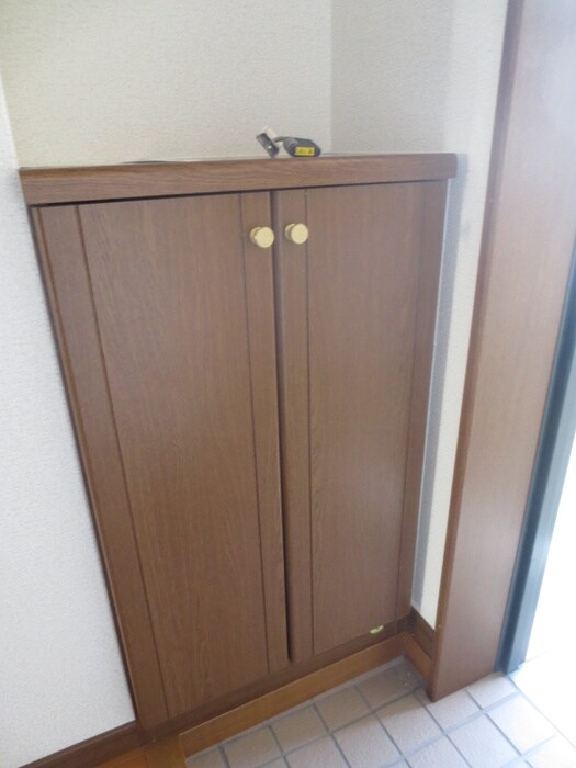 物件内観写真15　(靴箱)