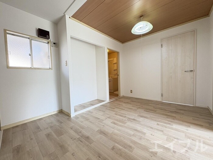 物件内観写真15　(居室)