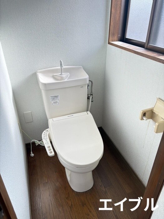 物件内観写真11　(トイレ)