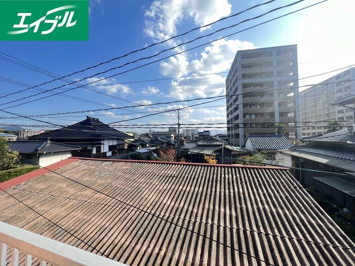 物件内観写真22　(室内からの展望)