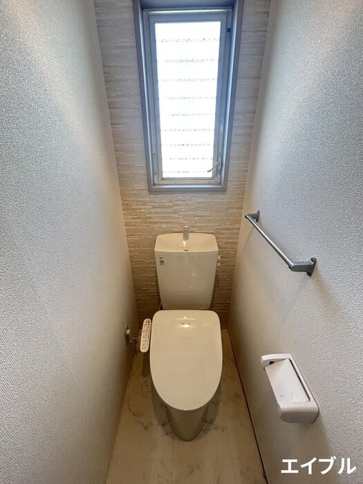 物件内観写真9　(トイレ)